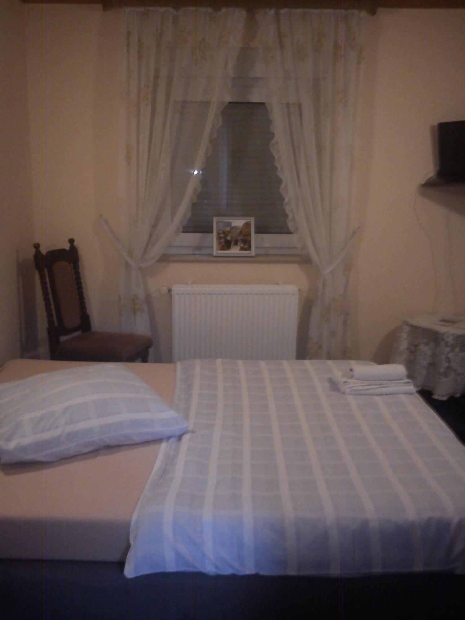 נירשטיין Hotel Zur Kueferschenke מראה חיצוני תמונה