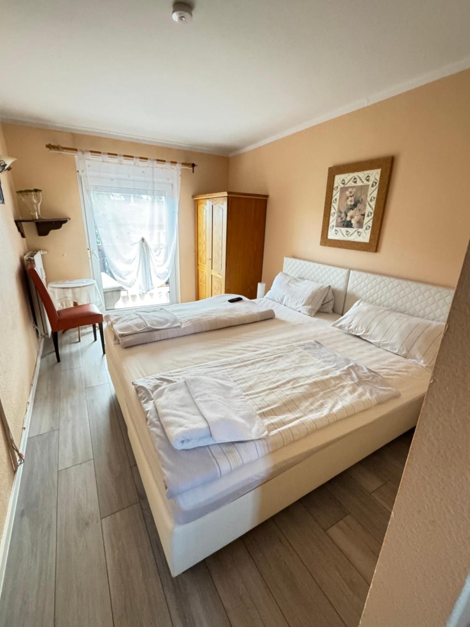 נירשטיין Hotel Zur Kueferschenke מראה חיצוני תמונה