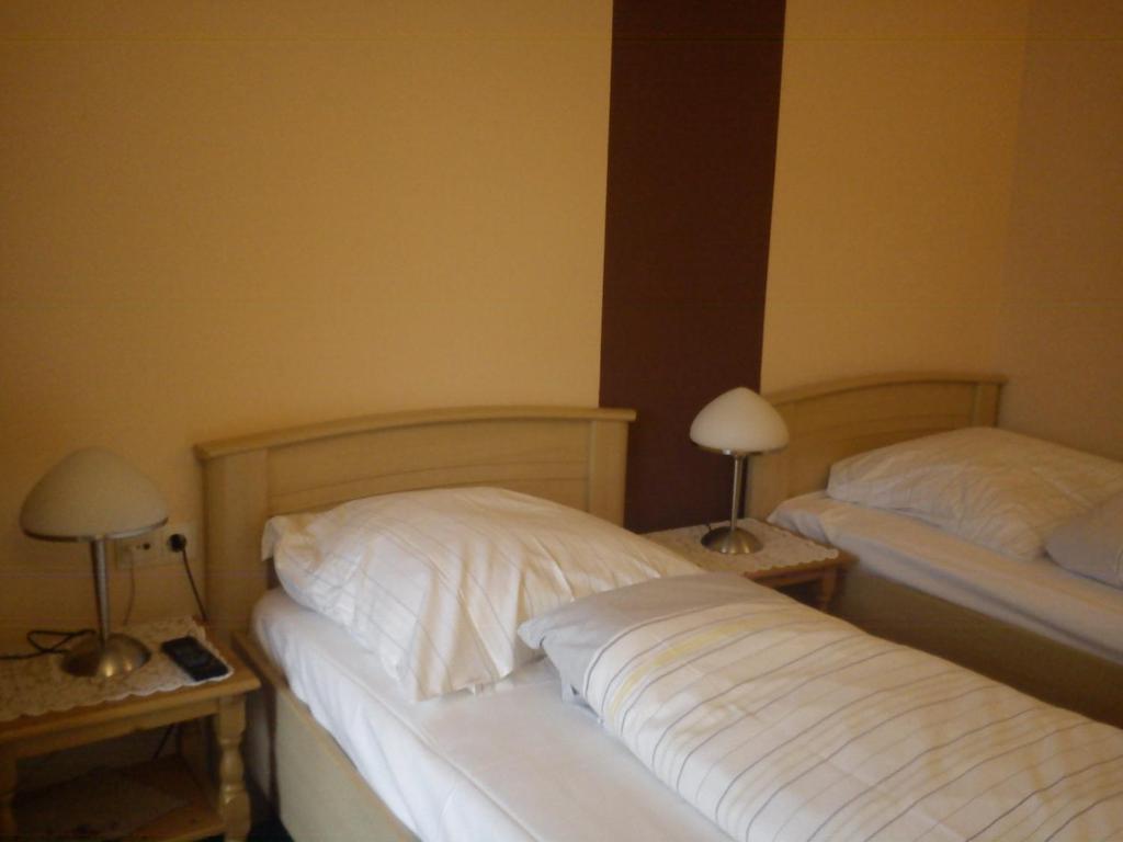 נירשטיין Hotel Zur Kueferschenke חדר תמונה