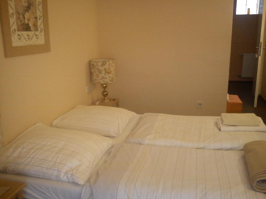 נירשטיין Hotel Zur Kueferschenke חדר תמונה